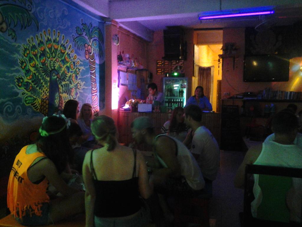 Maddy'S Hostel Ko Pha Ngan Esterno foto