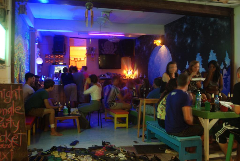 Maddy'S Hostel Ko Pha Ngan Esterno foto