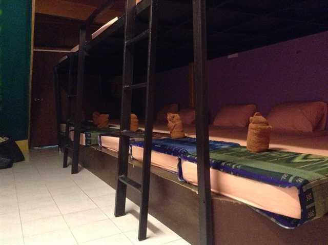 Maddy'S Hostel Ko Pha Ngan Esterno foto