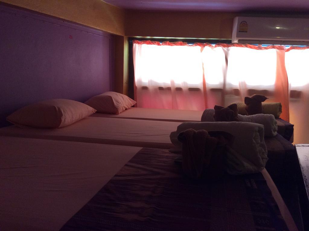 Maddy'S Hostel Ko Pha Ngan Esterno foto