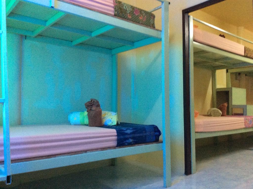 Maddy'S Hostel Ko Pha Ngan Esterno foto