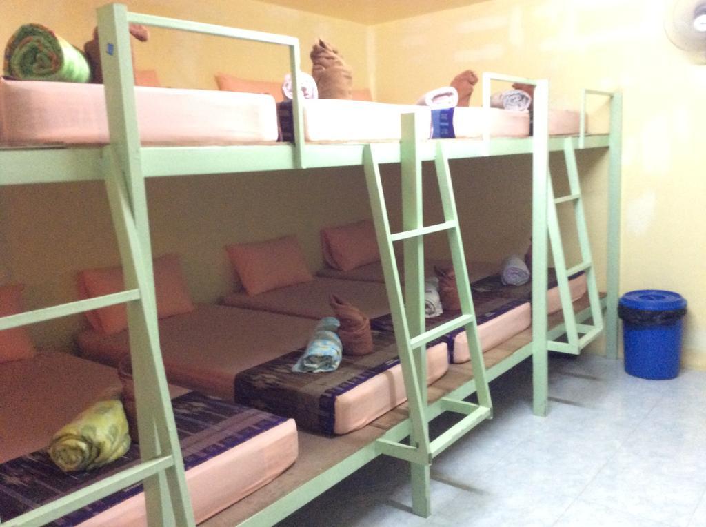 Maddy'S Hostel Ko Pha Ngan Esterno foto