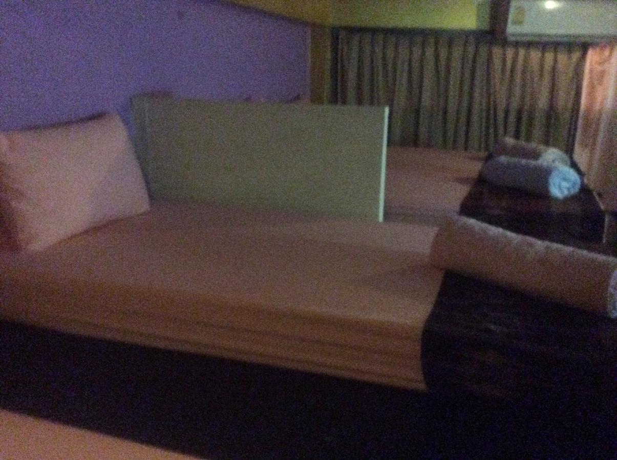 Maddy'S Hostel Ko Pha Ngan Esterno foto