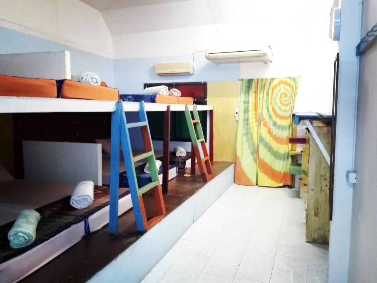 Maddy'S Hostel Ko Pha Ngan Esterno foto
