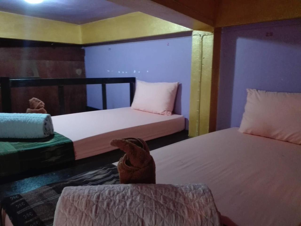 Maddy'S Hostel Ko Pha Ngan Esterno foto