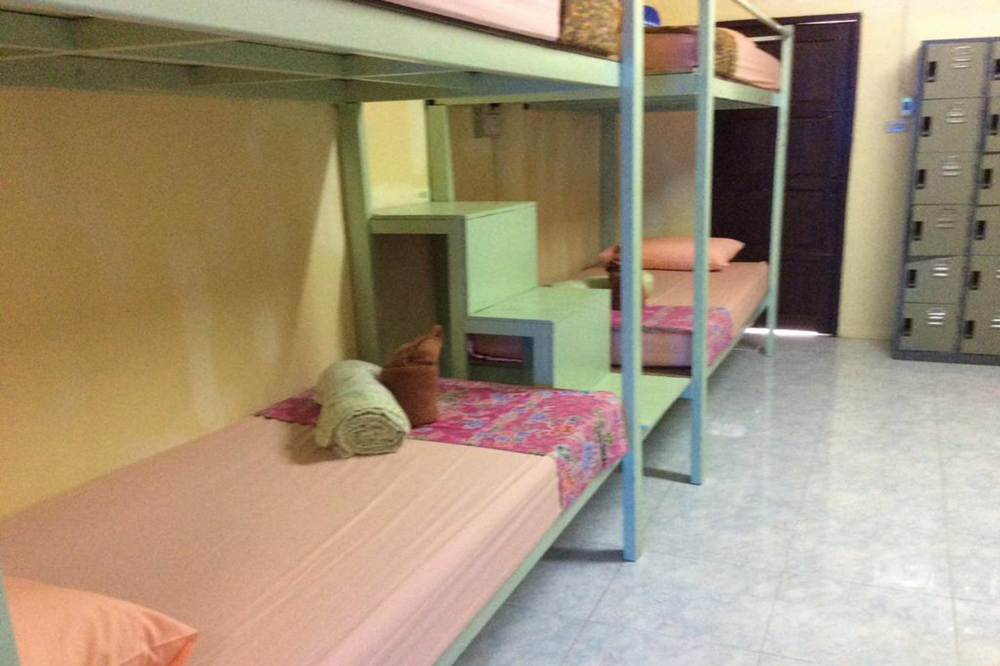 Maddy'S Hostel Ko Pha Ngan Esterno foto