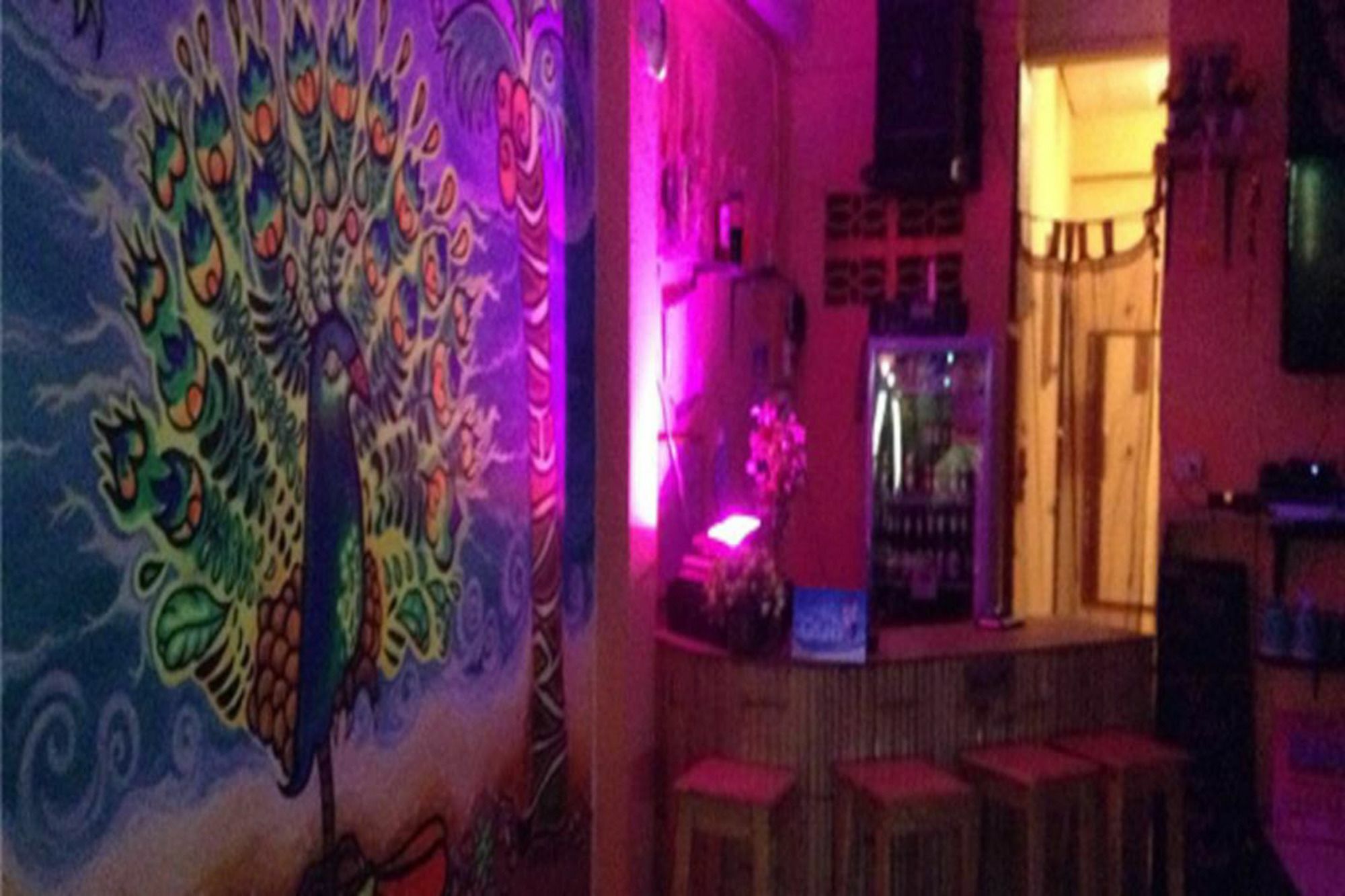 Maddy'S Hostel Ko Pha Ngan Esterno foto